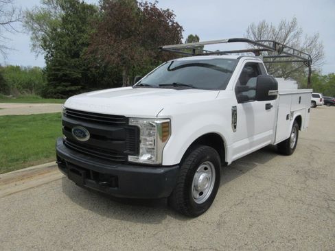 Used 2018 Ford F350 XL w/ Power Equipment Group RWD image 27