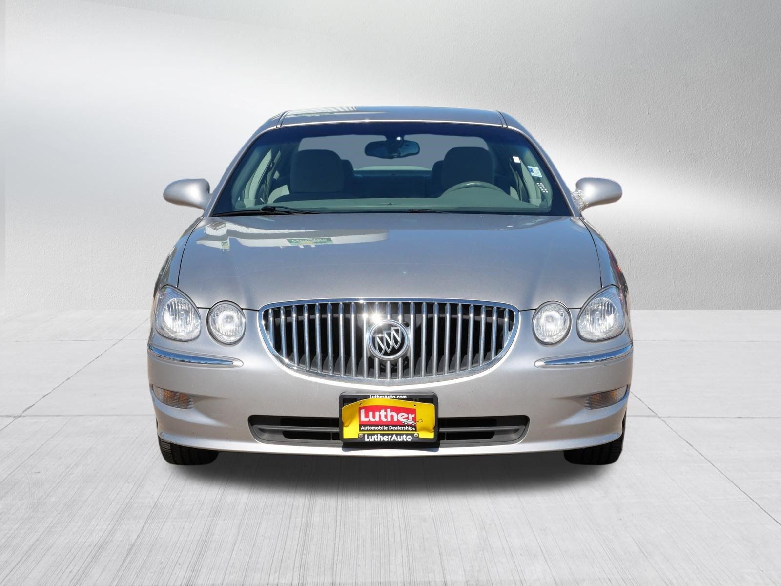 Used 2008 Buick LaCrosse CX FWD image 2