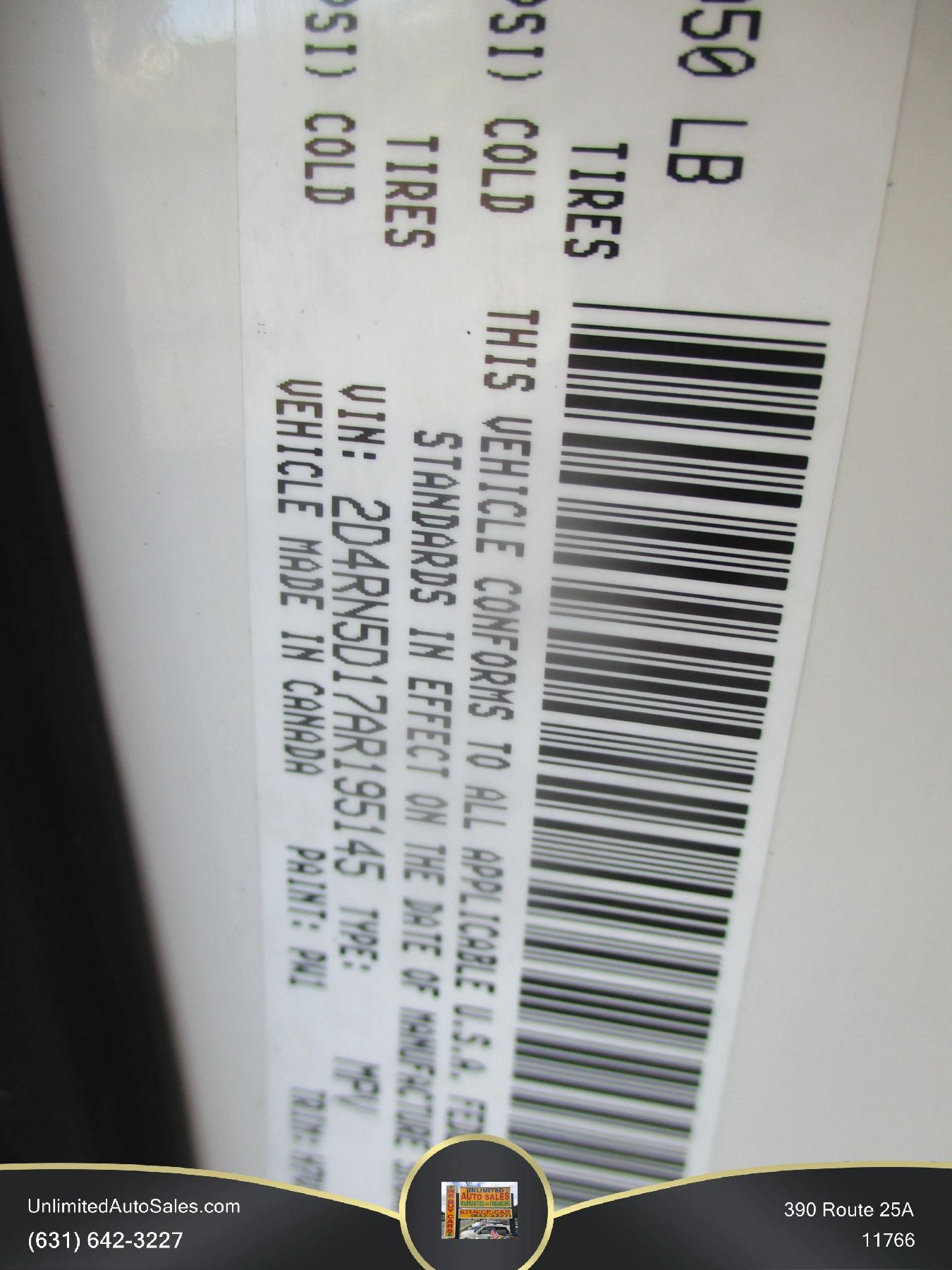 Used 2010 Dodge Grand Caravan SXT FWD image 14