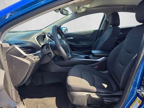 Used 2017 Chevrolet Volt LT FWD image 10