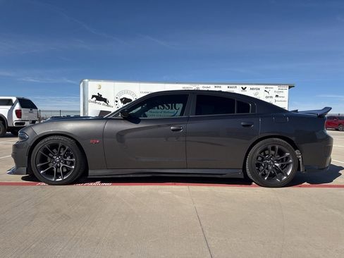 Used 2023 Dodge Charger Scat Pack image 2