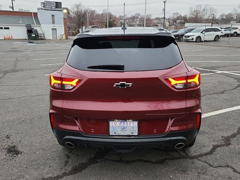 Used 2023 Chevrolet TrailBlazer RS w/ Convenience Package image 5