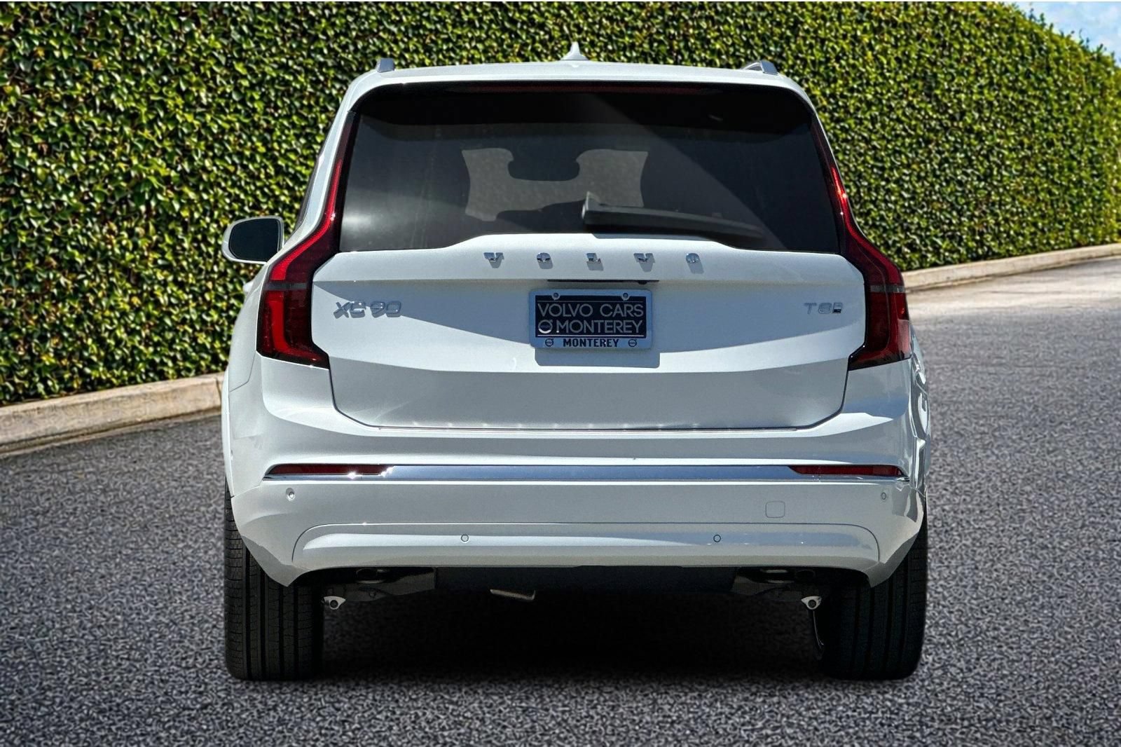New 2026 Volvo XC90 T8 Plus w/ Protection Package Premier AWD/4WD image 5