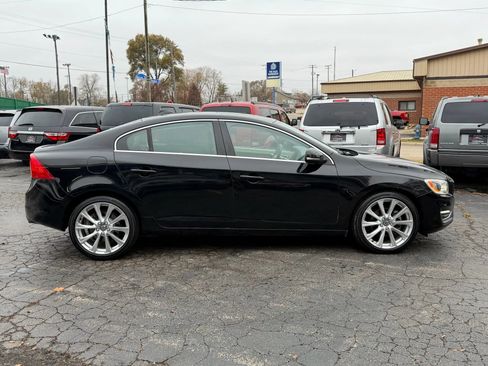 Used 2016 Volvo S60 T5 Inscription Platinum image 18