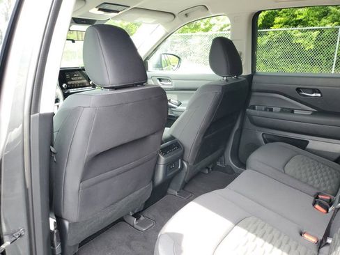 Certified 2022 Nissan Pathfinder SV AWD/4WD image 28