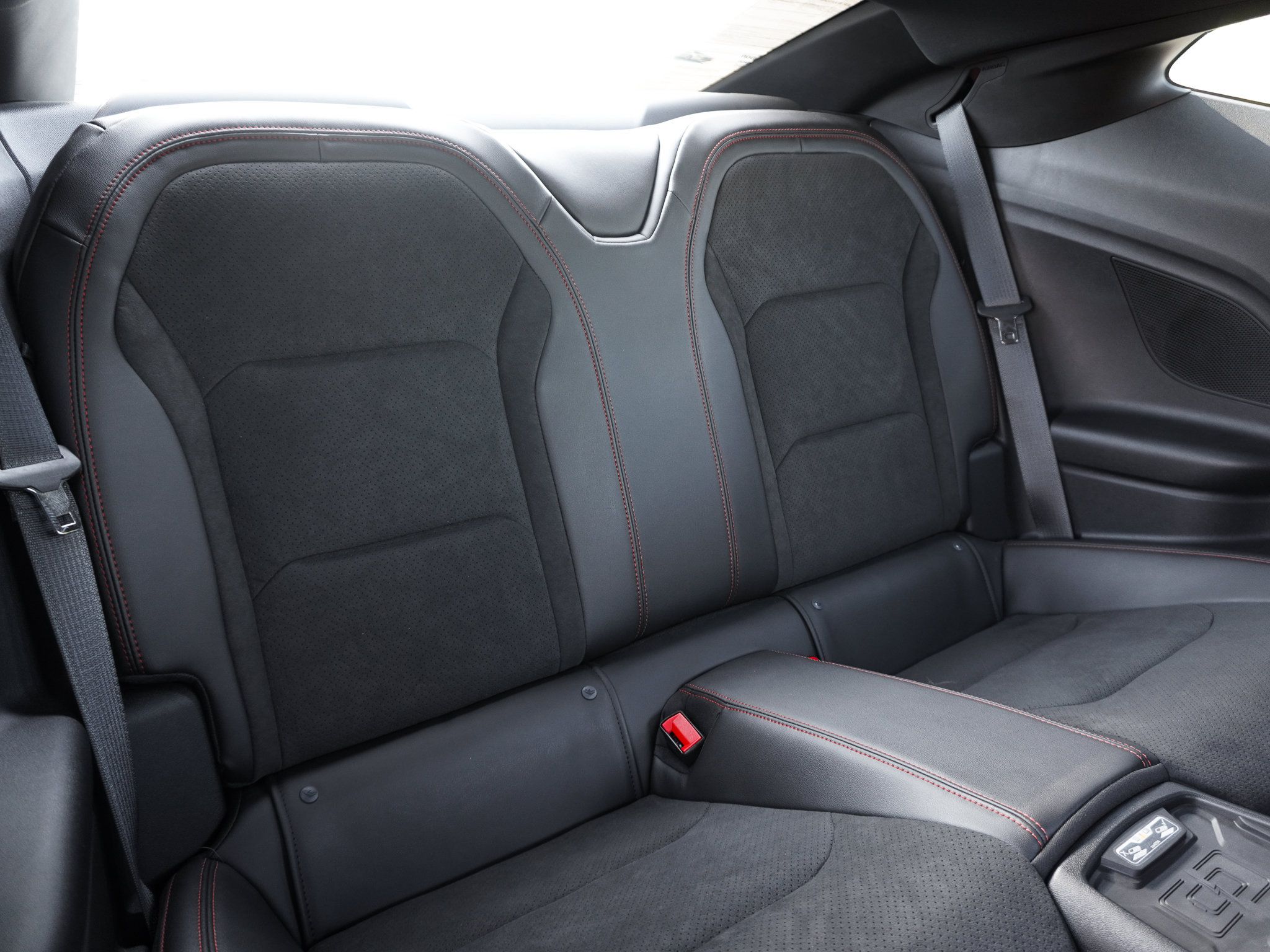 Used 2021 Chevrolet Camaro ZL1 RWD image 31