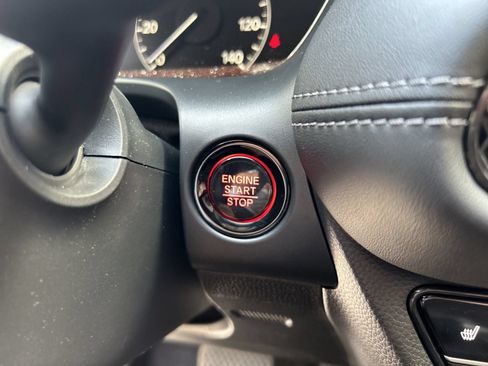 Used 2024 Honda HR-V EX-L image 23