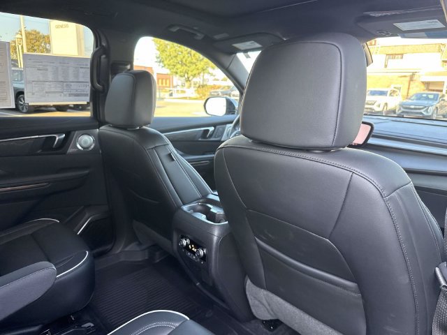Used 2026 Buick Enclave Avenir w/ Super Cruise Package AWD/4WD image 23