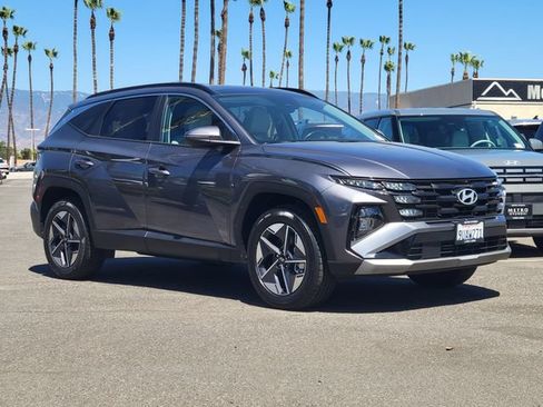 Used 2025 Hyundai Tucson SEL AWD/4WD image 1