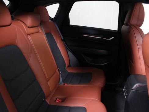 Used 2024 MAZDA CX-5 Carbon Edition image 11