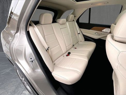Used 2022 Mercedes-Benz GLE 350 4MATIC image 24