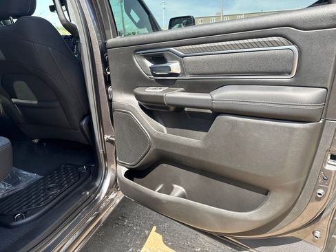 New 2026 RAM 1500 4x4 Crew Cab image 12