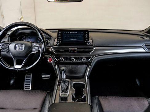 Used 2019 Honda Accord Sport image 19