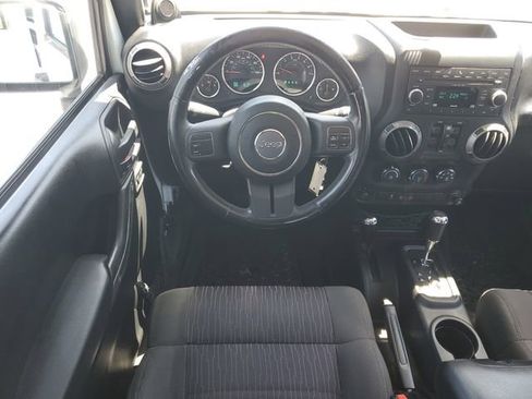 Used 2012 Jeep Wrangler Unlimited Sport image 14