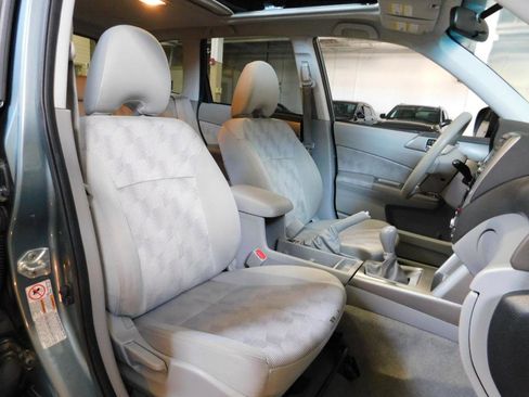 Used 2010 Subaru Forester 2.5X Premium w/ Popular Equipment Group 1A AWD/4WD image 17