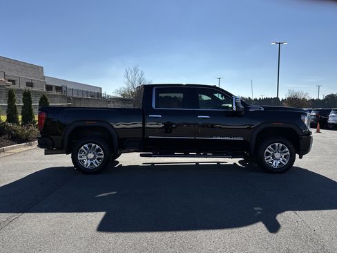 Used 2021 GMC Sierra 2500 Denali w/ Denali Ultimate Package image 11