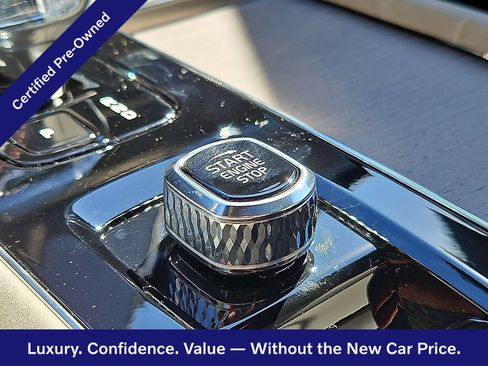Certified 2026 Volvo XC90 B6 Plus w/ Protection Package Premier AWD/4WD image 19