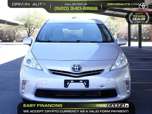 Used 2012 Toyota Prius V Three image 2