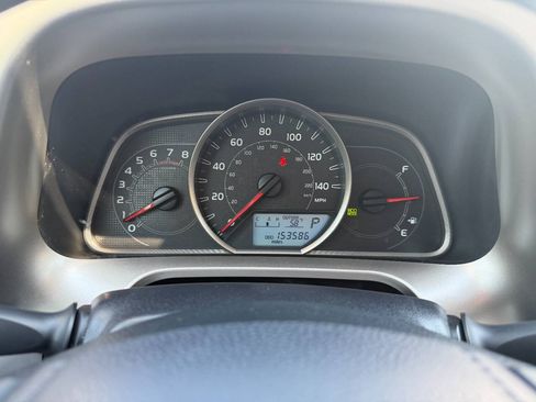 Used 2013 Toyota RAV4 LE AWD/4WD image 22