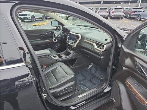 Used 2023 GMC Acadia Denali w/ Denali Ultimate Package image 31