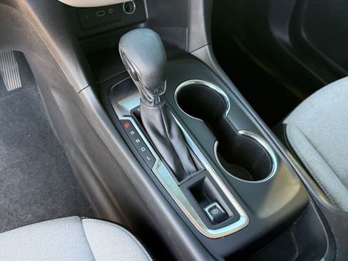 Used 2024 Chevrolet Equinox LS w/ LS Convenience Package FWD image 25