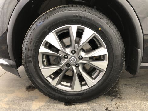 Used 2018 Nissan Murano S image 22