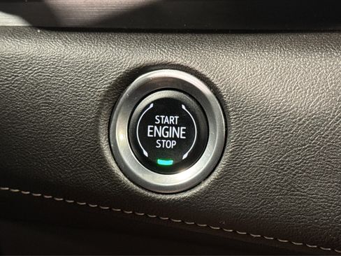 Used 2024 Cadillac Escalade Sport image 37