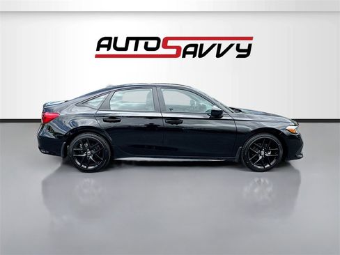 Used 2024 Honda Civic Sport image 8
