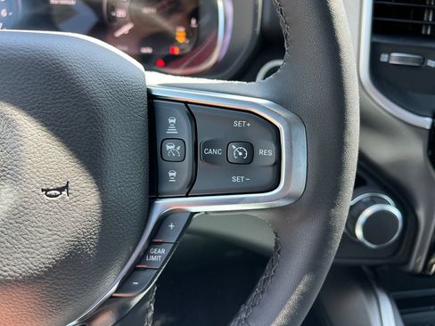 New 2026 RAM 1500 4x4 Crew Cab image 21