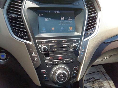 Used 2017 Hyundai Santa Fe Sport FWD image 15