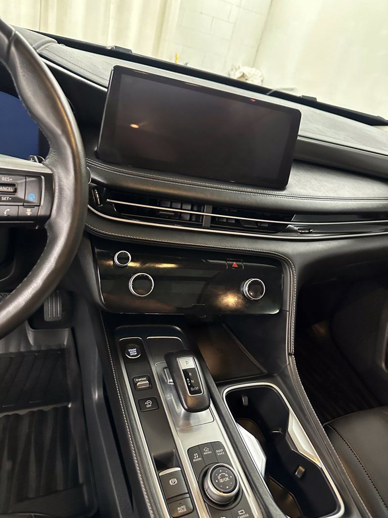 Used 2024 INFINITI QX60 Luxe AWD/4WD image 16