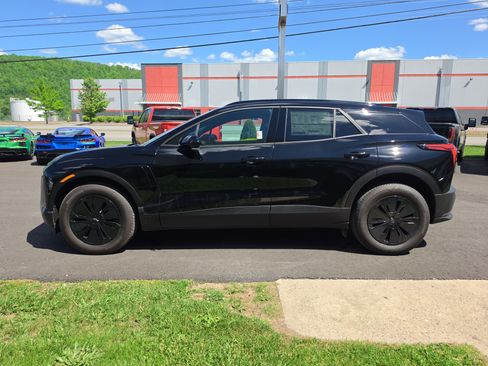 New 2025 Chevrolet Blazer EV LT AWD/4WD image 7
