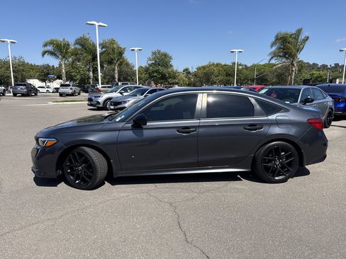 Certified 2022 Honda Civic Sport image 2