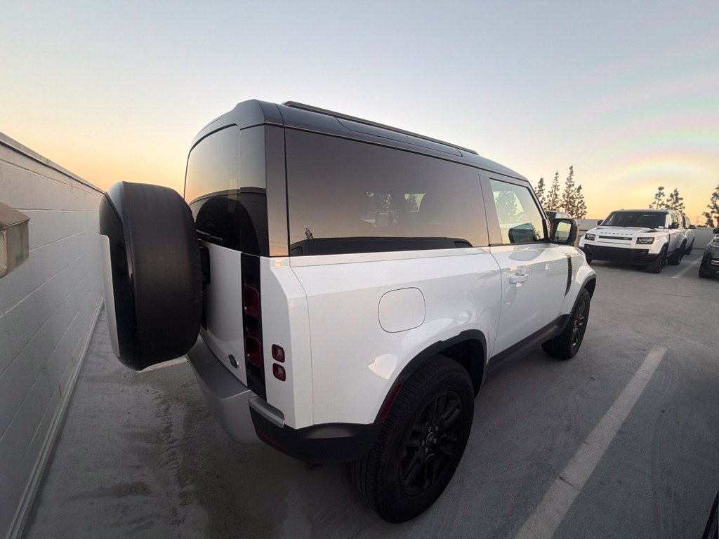 Used 2023 Land Rover Defender 90 S AWD/4WD image 5