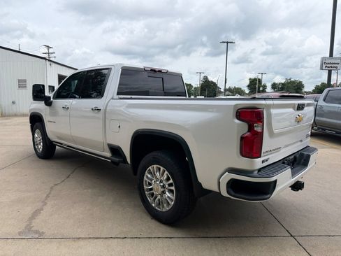 Used 2022 Chevrolet Silverado 2500 High Country AWD/4WD image 29