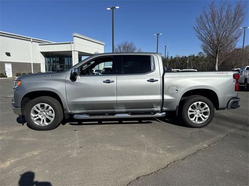 Used 2025 Chevrolet Silverado 1500 LTZ w/ LTZ Premium Package image 10