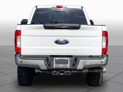 Used 2019 Ford F250 Lariat w/ Lariat Ultimate Package AWD/4WD image 5