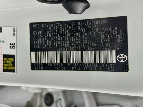 Used 2024 Toyota Corolla LE FWD image 12