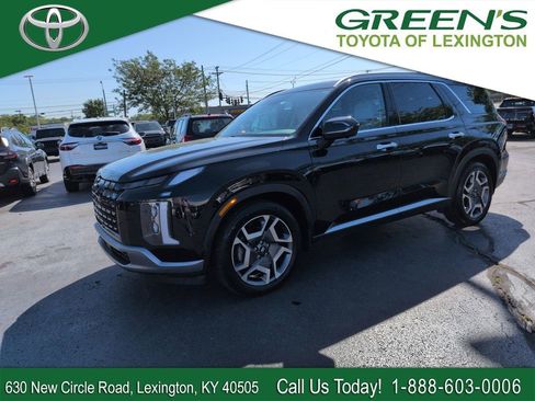 Used 2023 Hyundai Palisade SEL FWD image 1