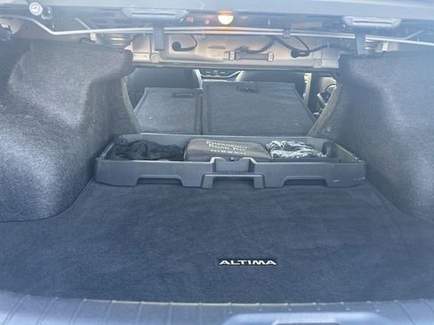 Certified 2024 Nissan Altima 2.5 SR w/ SR Premium Package image 37