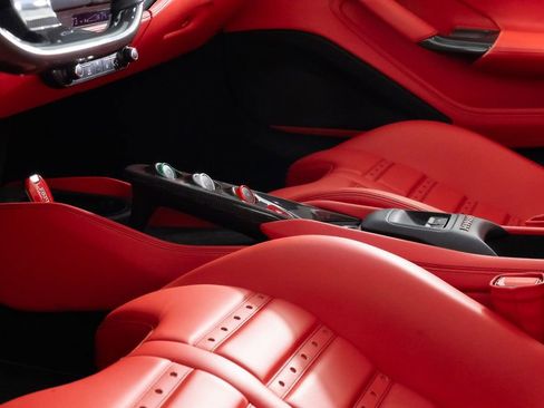 Used 2023 Ferrari F8 Tributo RWD image 6