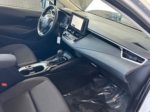 Used 2024 Toyota Corolla LE FWD image 26