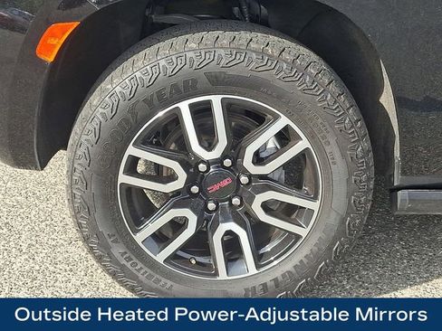 Used 2024 GMC Yukon AT4 w/ AT4 Premium Plus Package AWD/4WD image 31