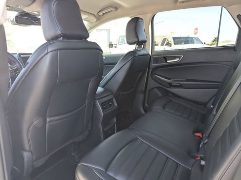 Used 2024 Ford Edge SEL AWD/4WD image 30