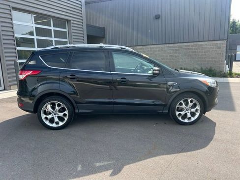 Used 2013 Ford Escape Titanium w/ Parking Technology Pkg FWD image 4