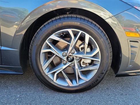 Used 2023 Hyundai Sonata SEL w/ Cargo Package image 6