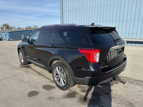 Used 2022 Ford Explorer Limited image 2
