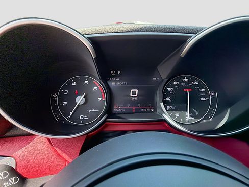 Used 2021 Alfa Romeo Giulia Sprint w/ Sun & Sound Package image 36