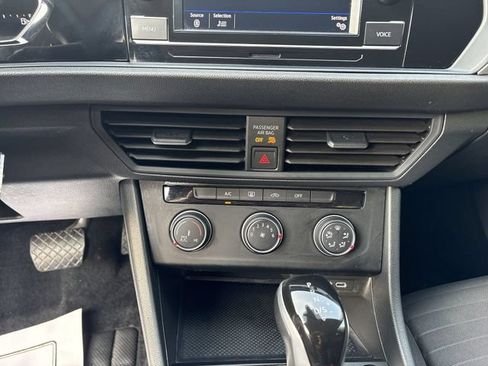 Used 2024 Volkswagen Jetta S FWD image 19