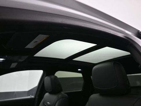 Used 2024 Cadillac XT5 Premium Luxury w/ LPO, Floor Liner Package AWD/4WD image 11